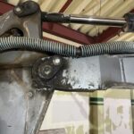 ストップバルブ上部のアタッチメントホース