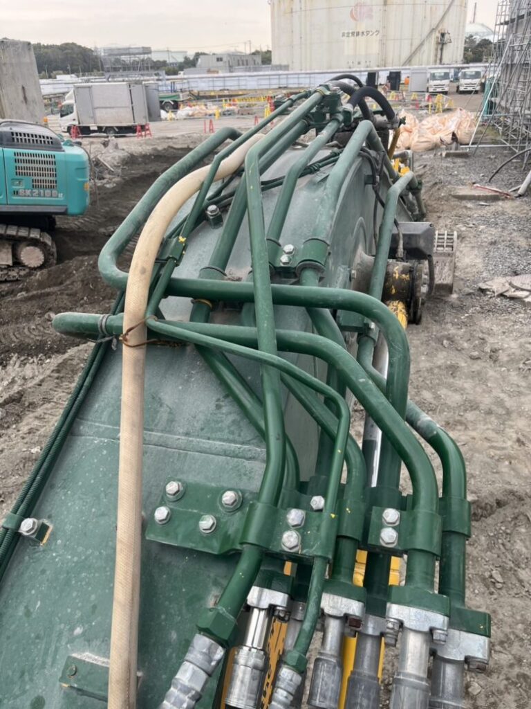 重機の油圧ホース