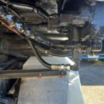 車体の下にあるホース